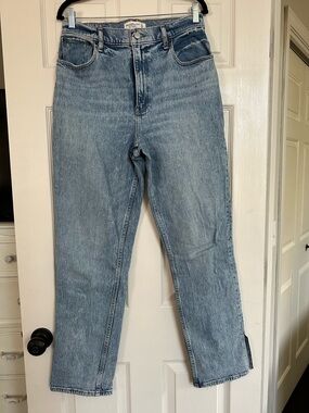 Abercrombie & Fitch Curve Love Ultra High Rise 90s Straight